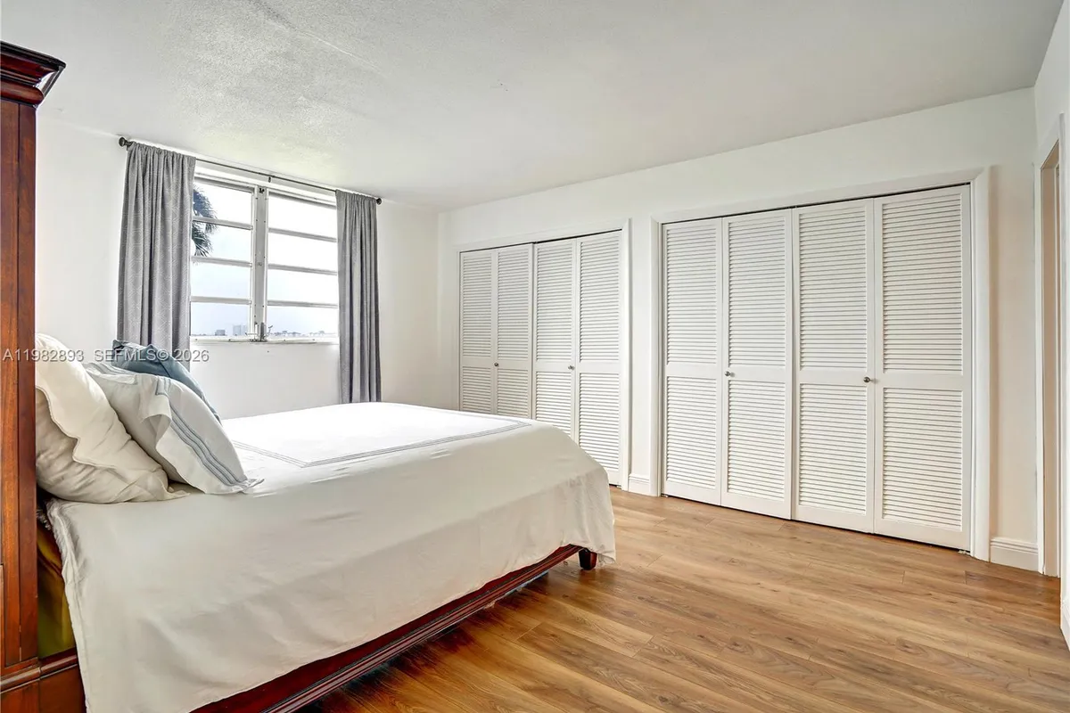 3020 Marcos Dr # S108, Aventura FL 33160