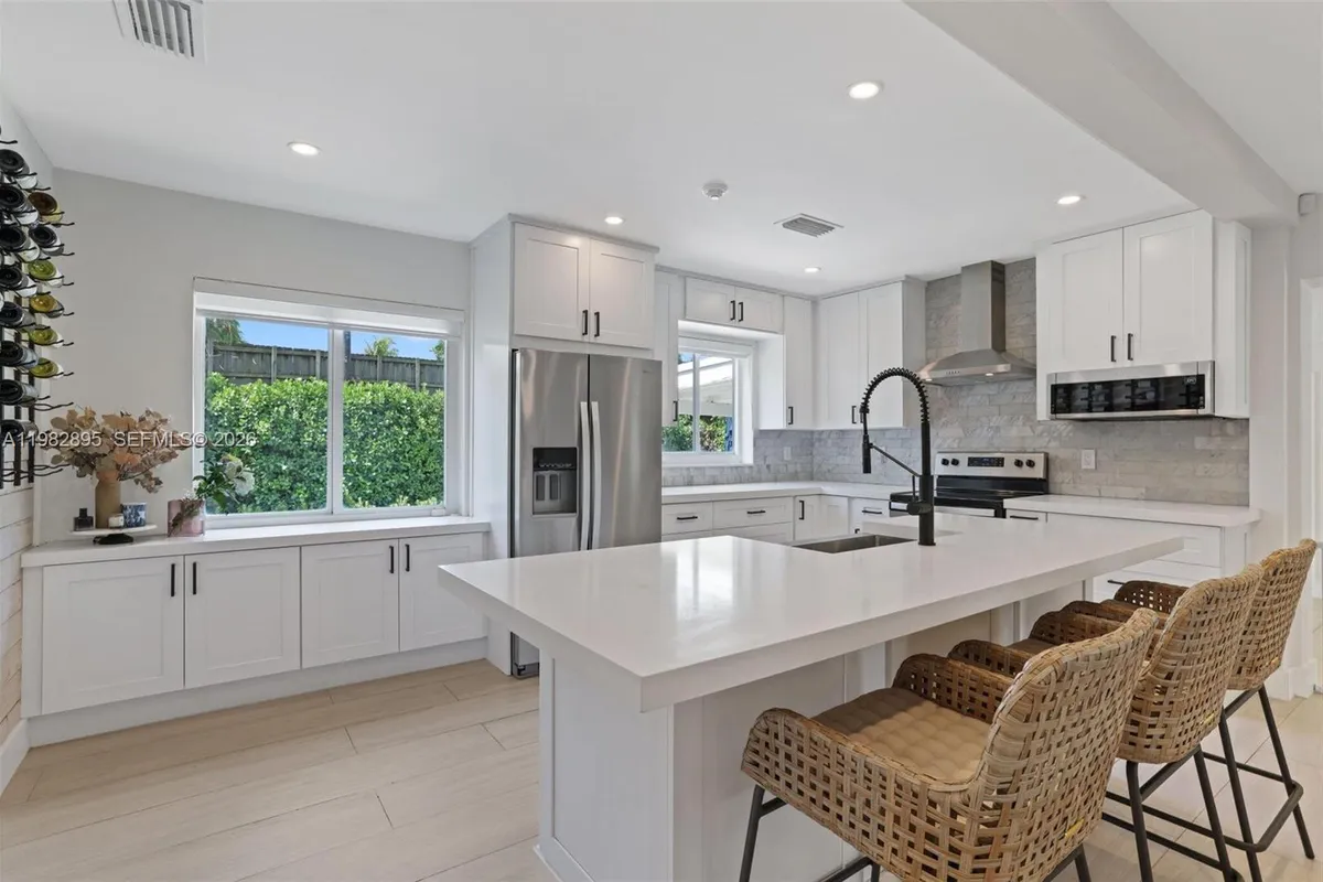 5830 SW 51st Ter, Miami FL 33155