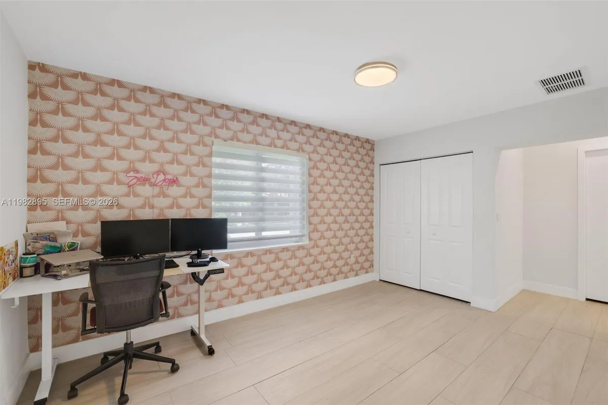 5830 SW 51st Ter, Miami FL 33155