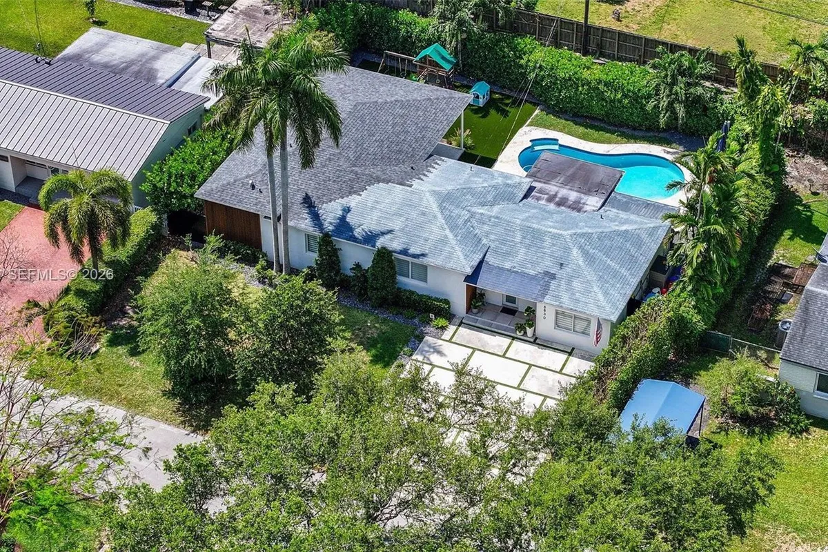 5830 SW 51st Ter, Miami FL 33155