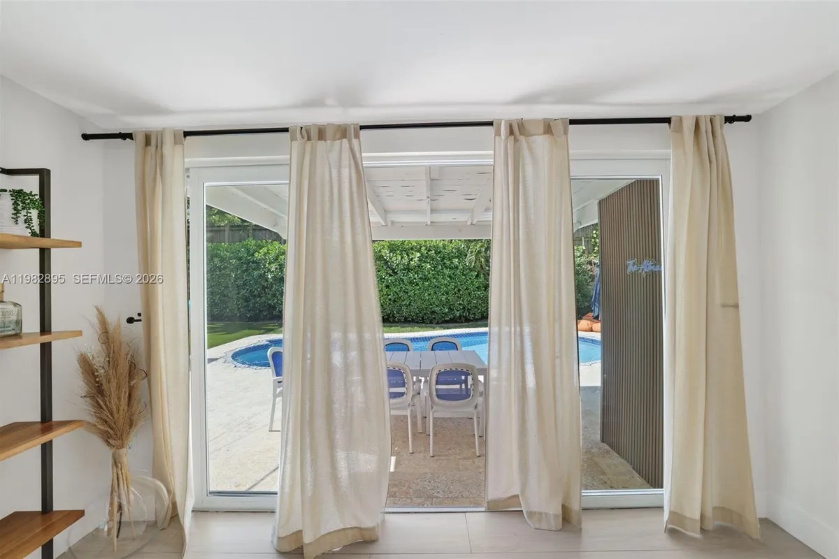 5830 SW 51st Ter, Miami FL 33155