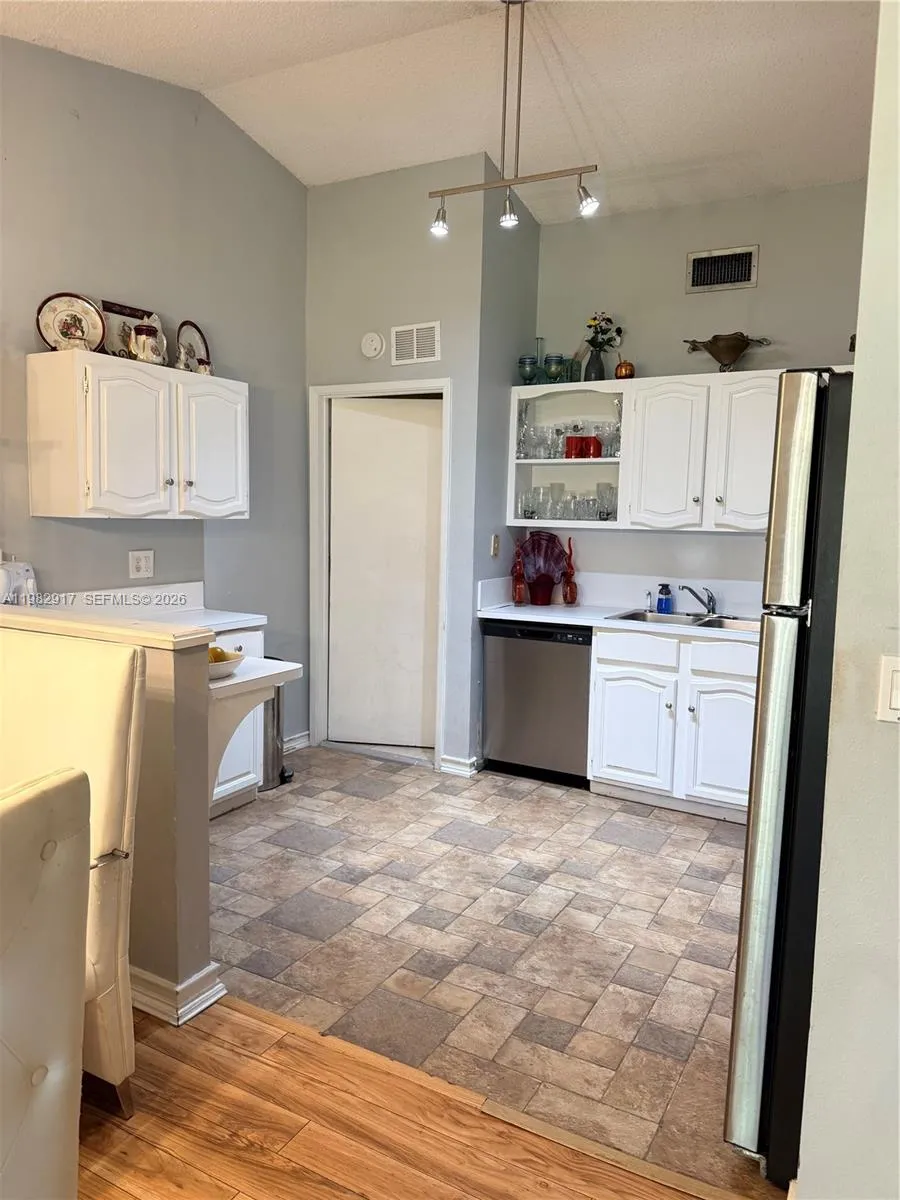 9963 Baywater Dr, Boca Raton FL 33496