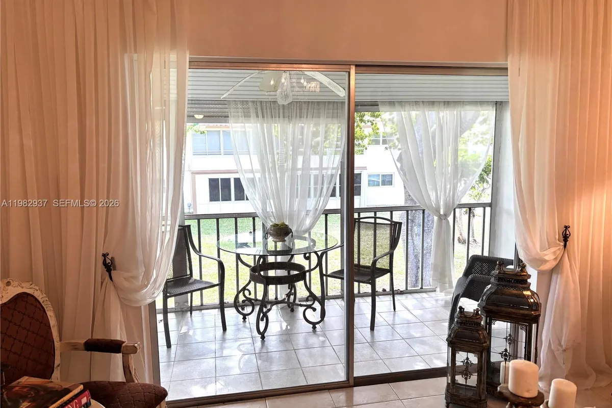 601 NW 80th Ave # 207, Margate FL 33063