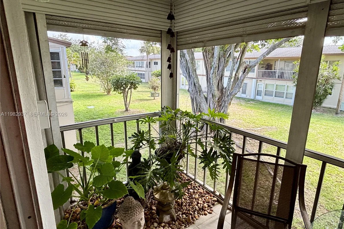 601 NW 80th Ave # 207, Margate FL 33063