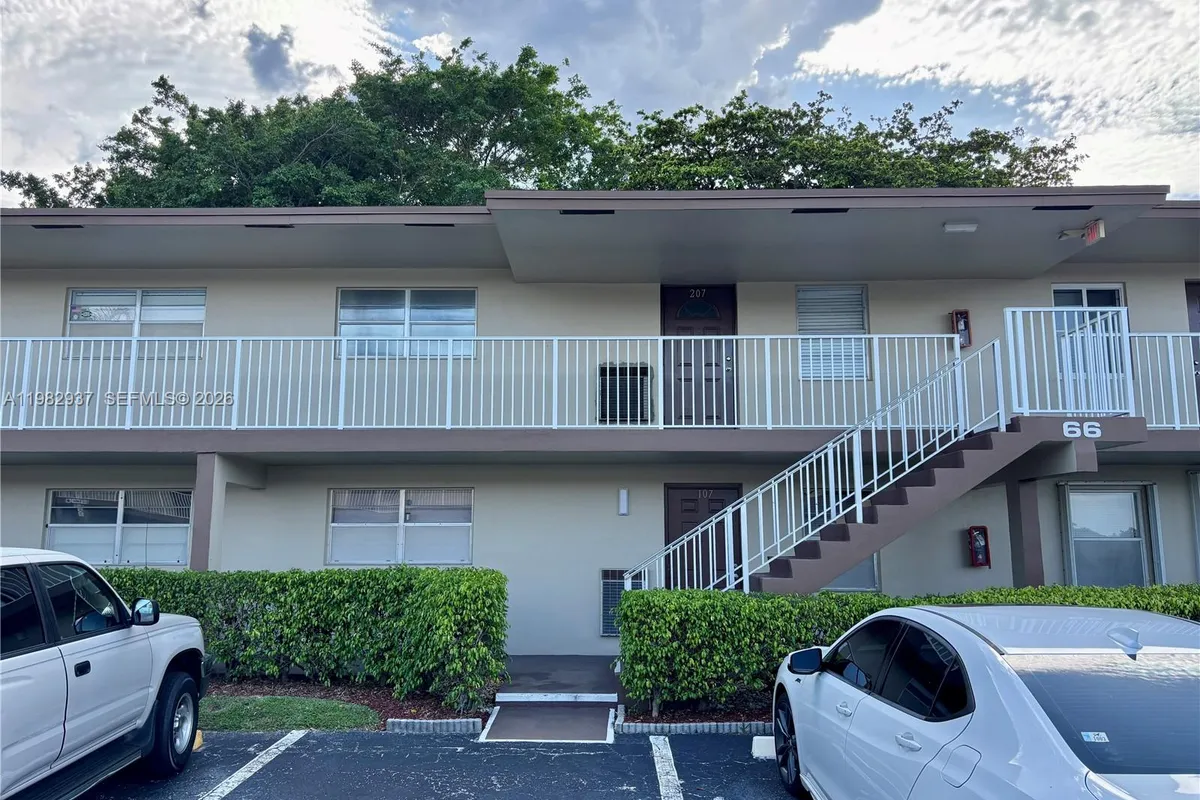 601 NW 80th Ave # 207, Margate FL 33063