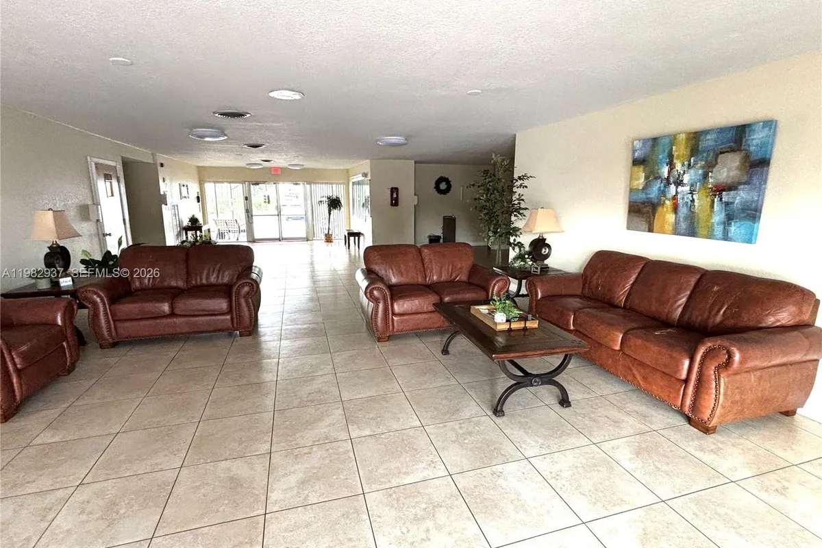 601 NW 80th Ave # 207, Margate FL 33063