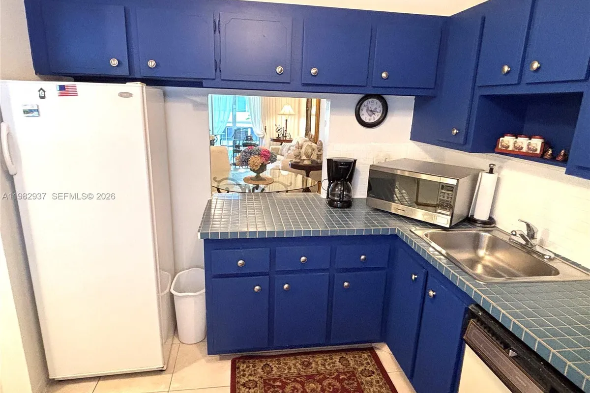 601 NW 80th Ave # 207, Margate FL 33063