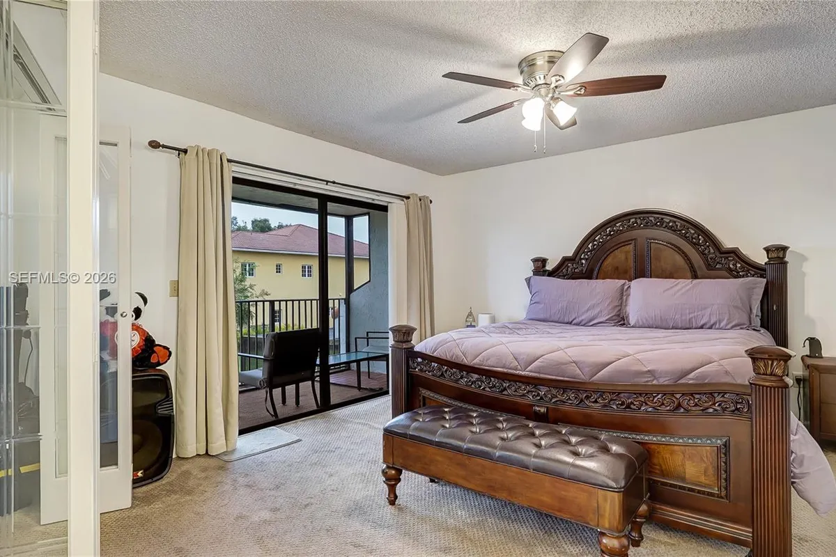 11524 Terra Bella Blvd, Plantation FL 33325