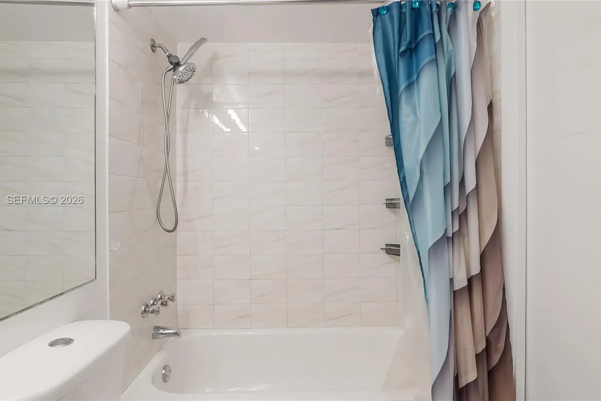 11524 Terra Bella Blvd, Plantation FL 33325