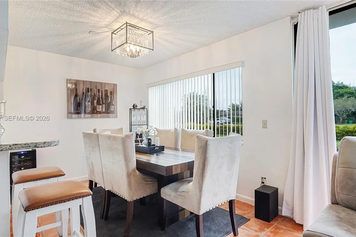 11524 Terra Bella Blvd, Plantation FL 33325