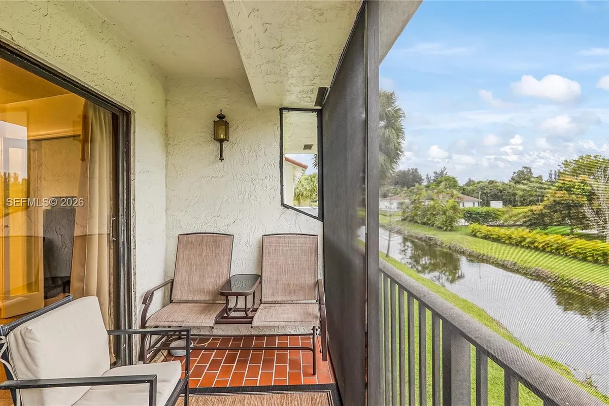 11524 Terra Bella Blvd, Plantation FL 33325