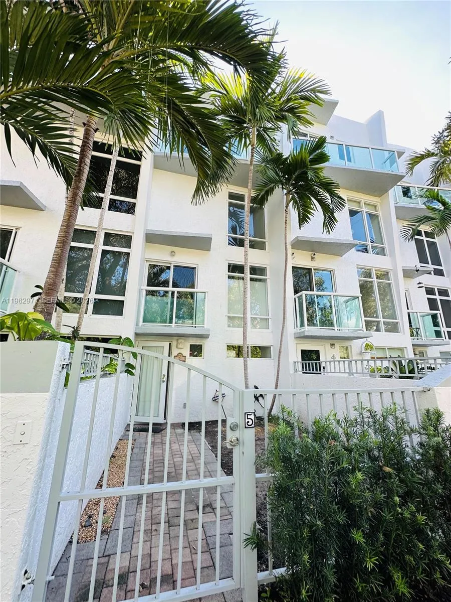1853 Jefferson Ave # 5, Miami Beach FL 33139