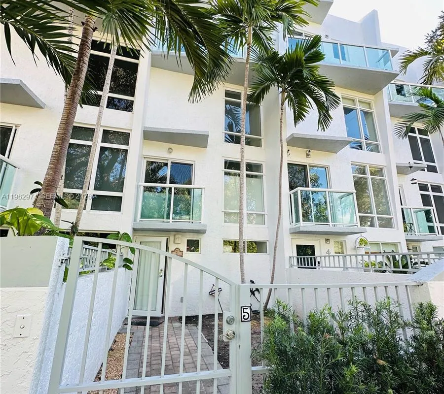 1853 Jefferson Ave # 5, Miami Beach FL 33139