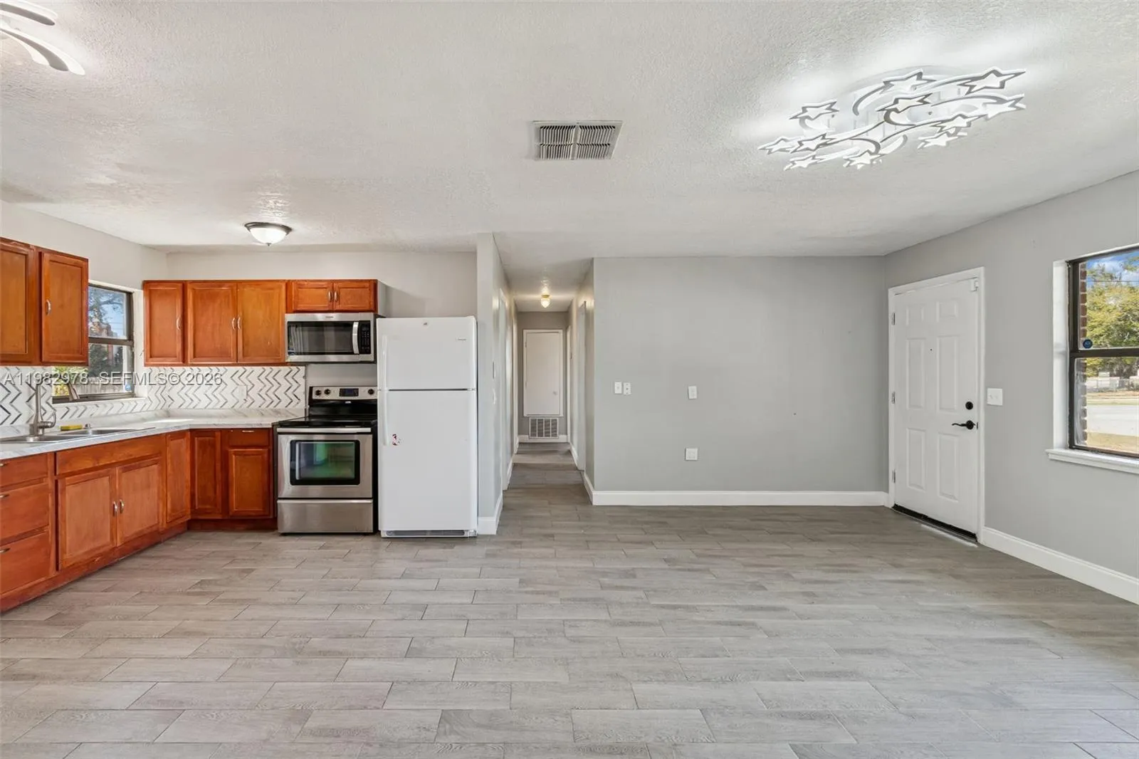 1402 ROLLING GREEN DR, Other City - In The State Of Florida FL 32703