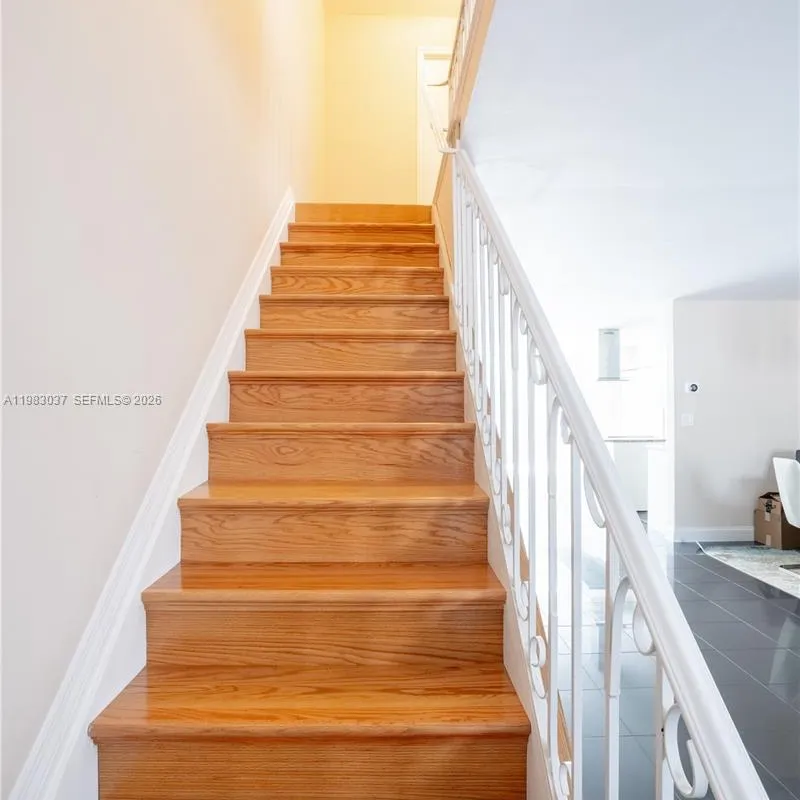 2421 NE 10th St # 153, Hallandale Beach FL 33009