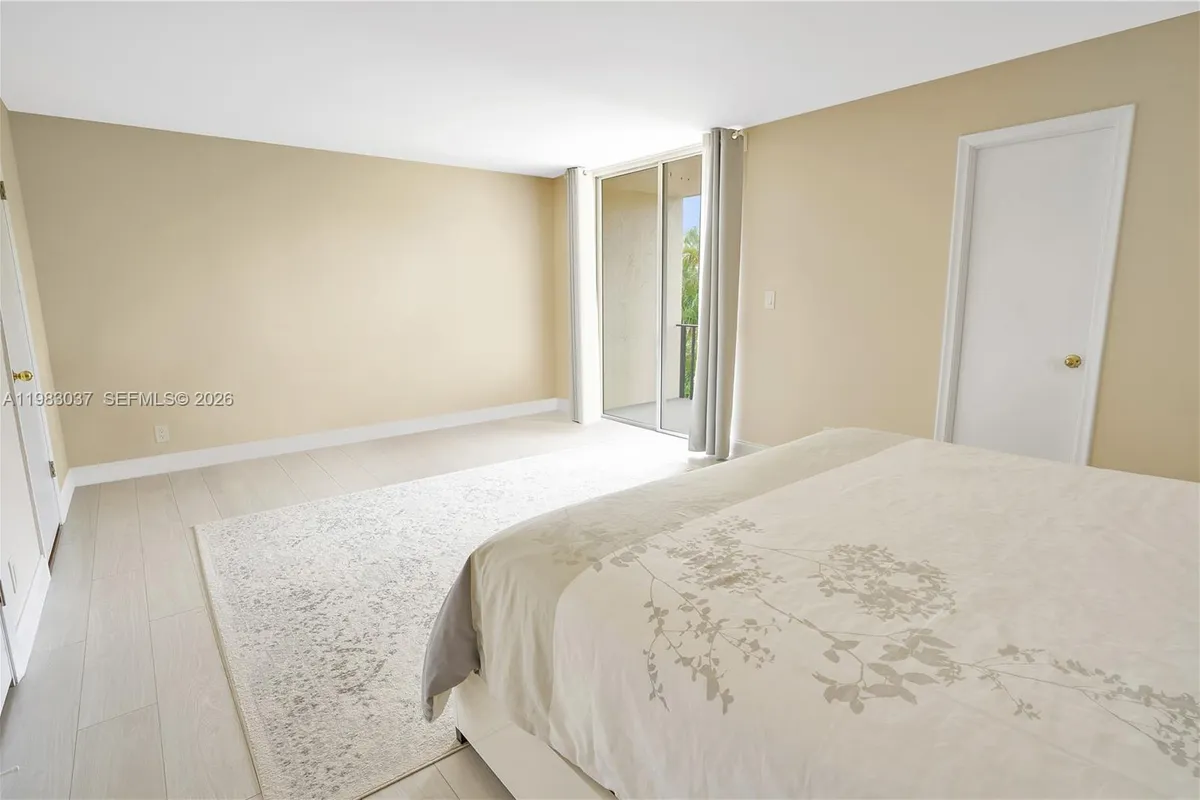 2421 NE 10th St # 153, Hallandale Beach FL 33009