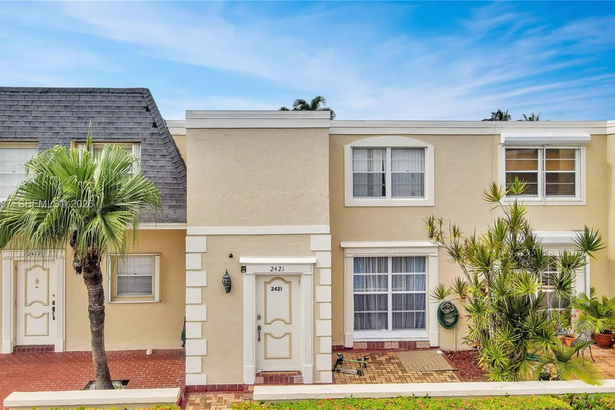 2421 NE 10th St # 153, Hallandale Beach FL 33009