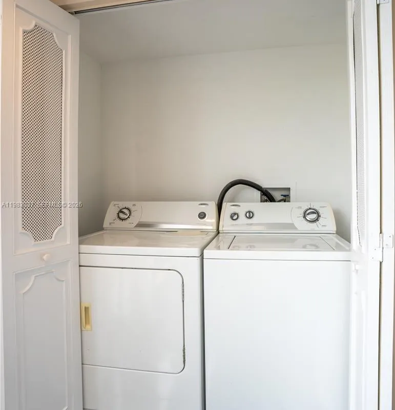 2421 NE 10th St # 153, Hallandale Beach FL 33009