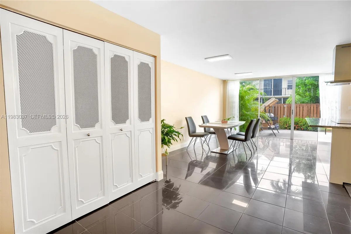 2421 NE 10th St # 153, Hallandale Beach FL 33009