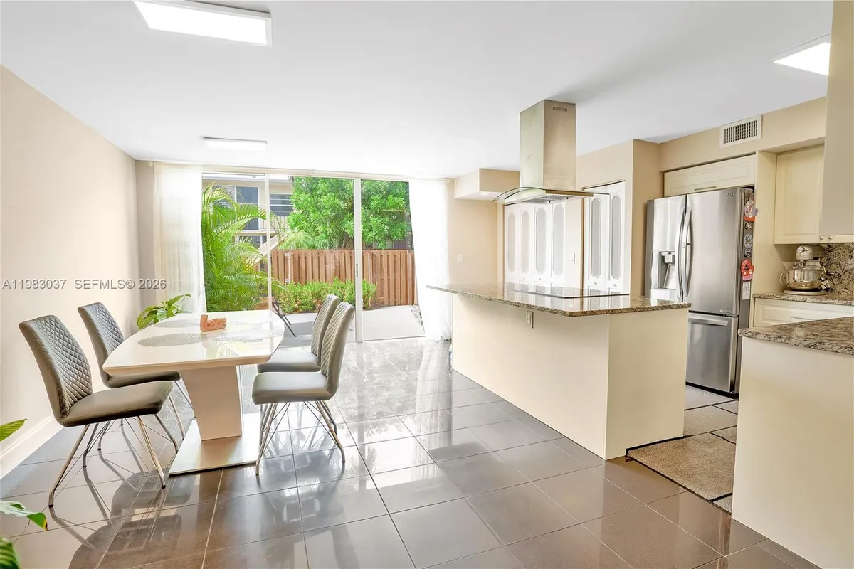 2421 NE 10th St # 153, Hallandale Beach FL 33009