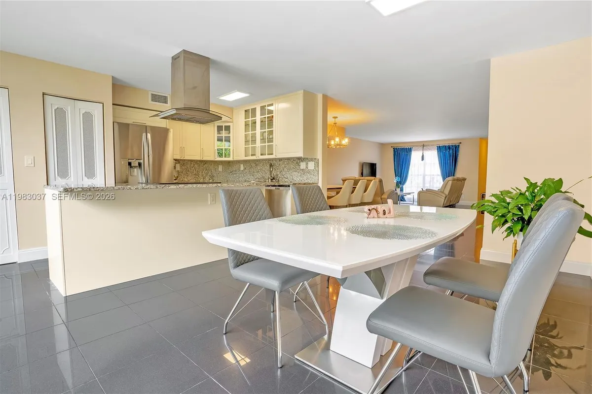 2421 NE 10th St # 153, Hallandale Beach FL 33009