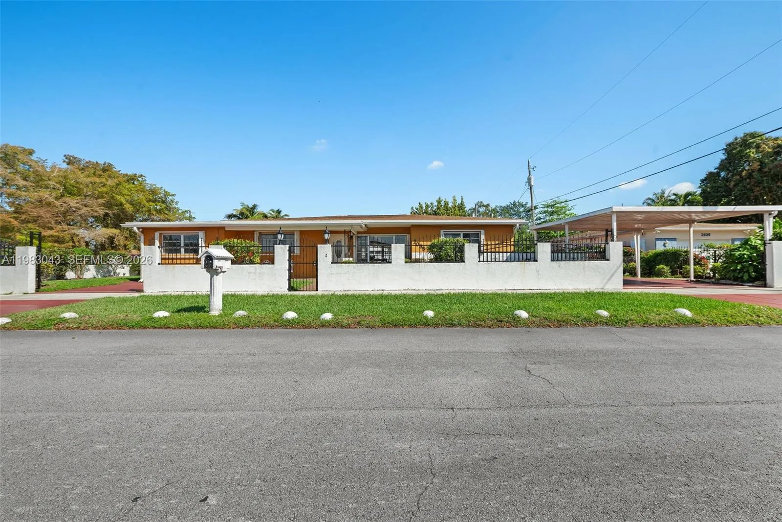 2055 NW 132nd St, Miami FL 33167