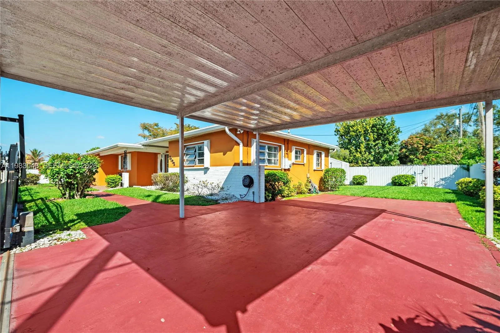 2055 NW 132nd St, Miami FL 33167