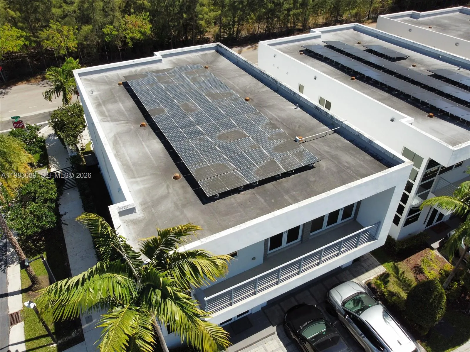 7475 NW 97th Ct, Doral FL 33178