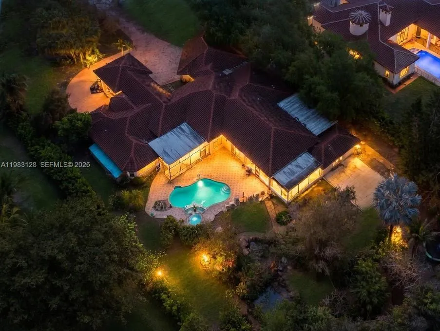 9675 NW 39th Ct, Coral Springs FL 33065