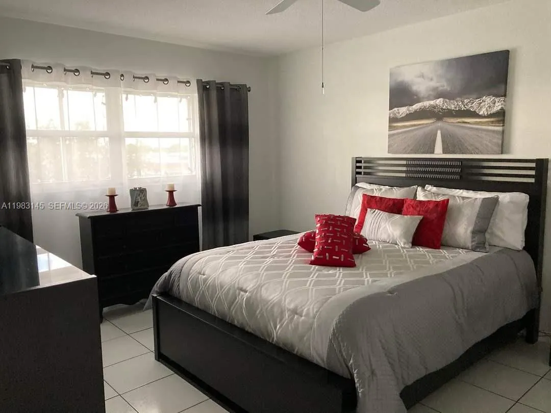 4341 NW 16th St # 308, Lauderhill FL 33313