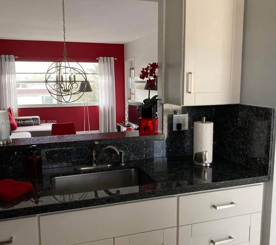 4341 NW 16th St # 308, Lauderhill FL 33313