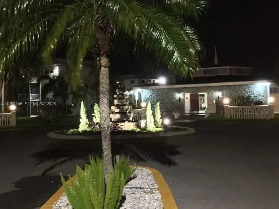 4341 NW 16th St # 308, Lauderhill FL 33313