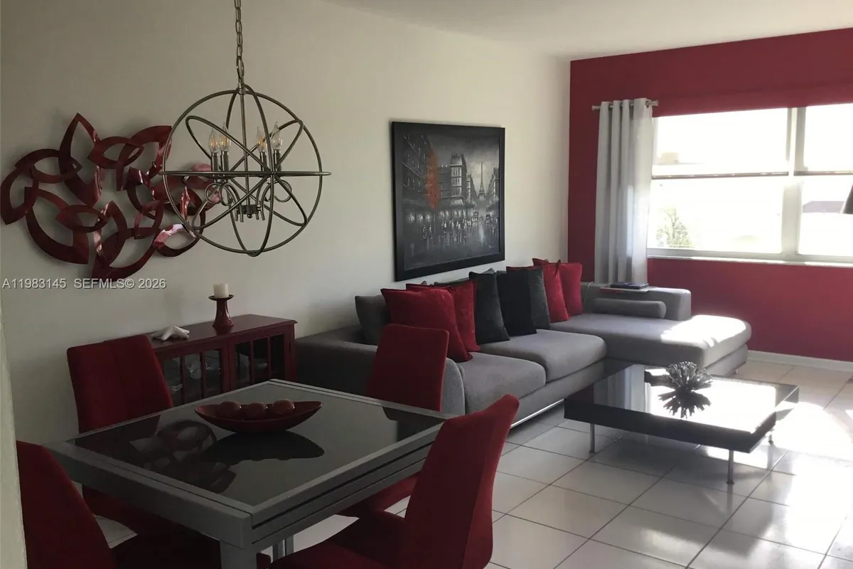 4341 NW 16th St # 308, Lauderhill FL 33313