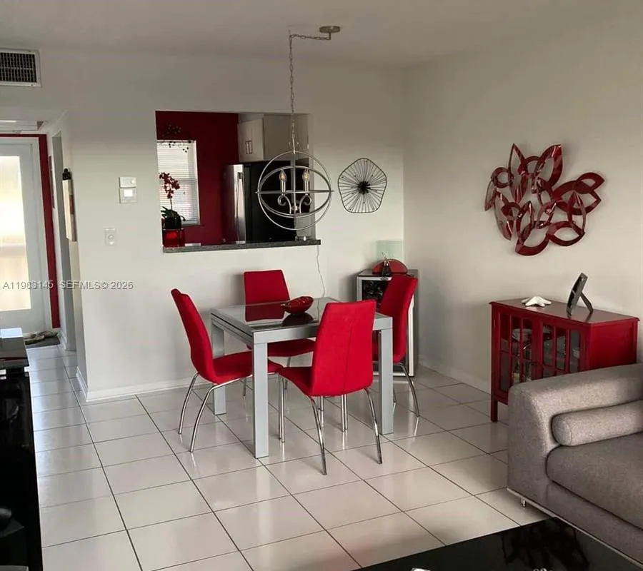 4341 NW 16th St # 308, Lauderhill FL 33313