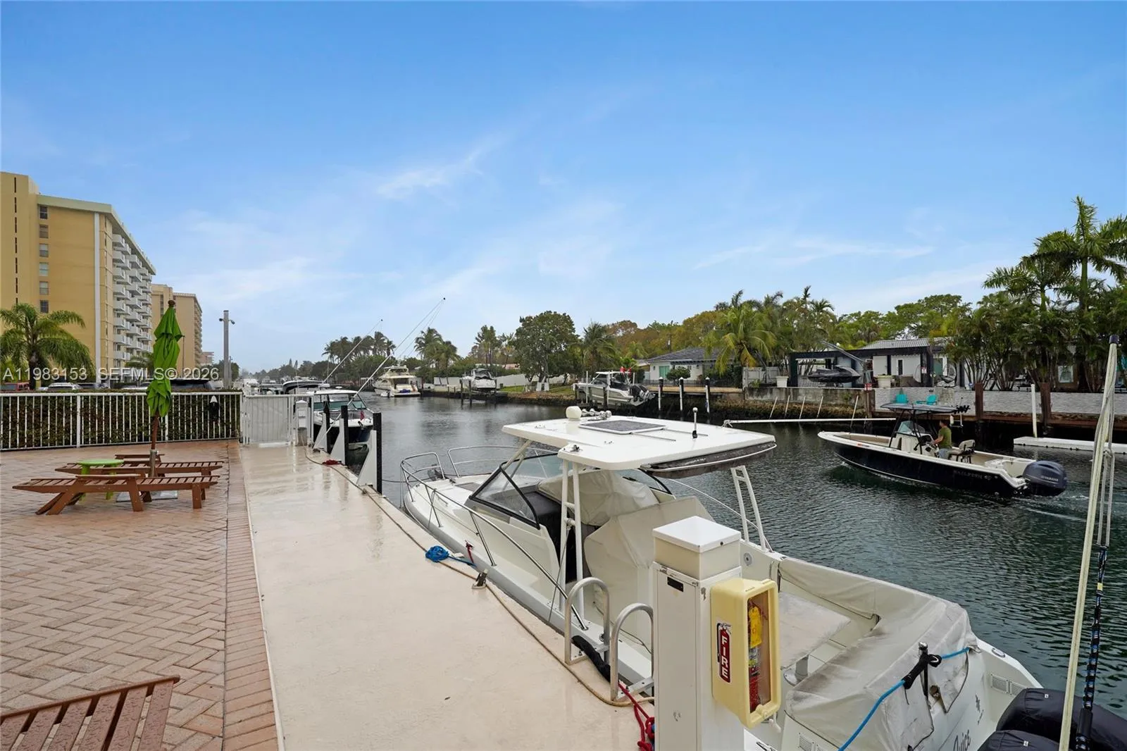 2000 NE 135th St # 1010, North Miami FL 33181