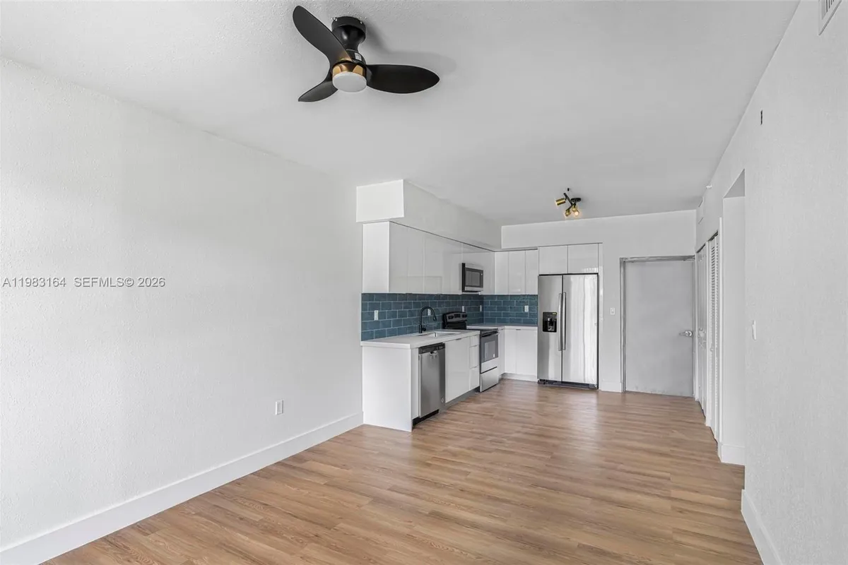 16955 SW 100th Ave, Miami FL 33157