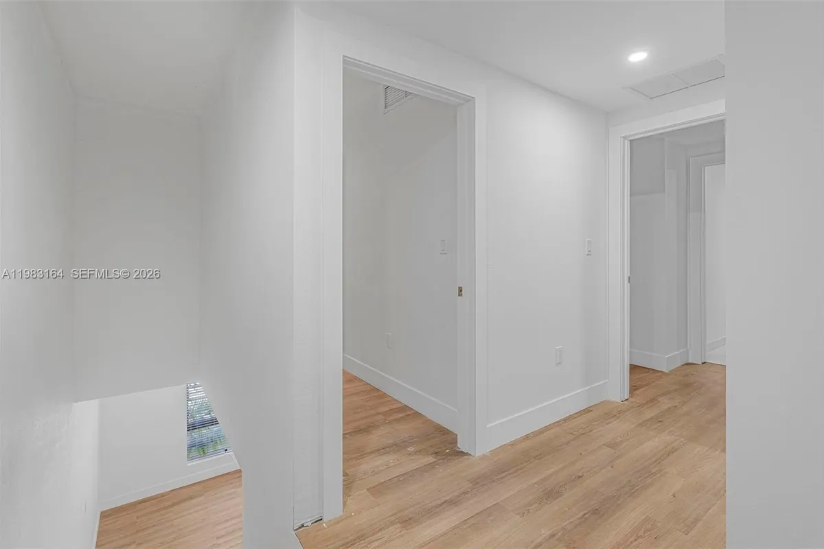 16955 SW 100th Ave, Miami FL 33157