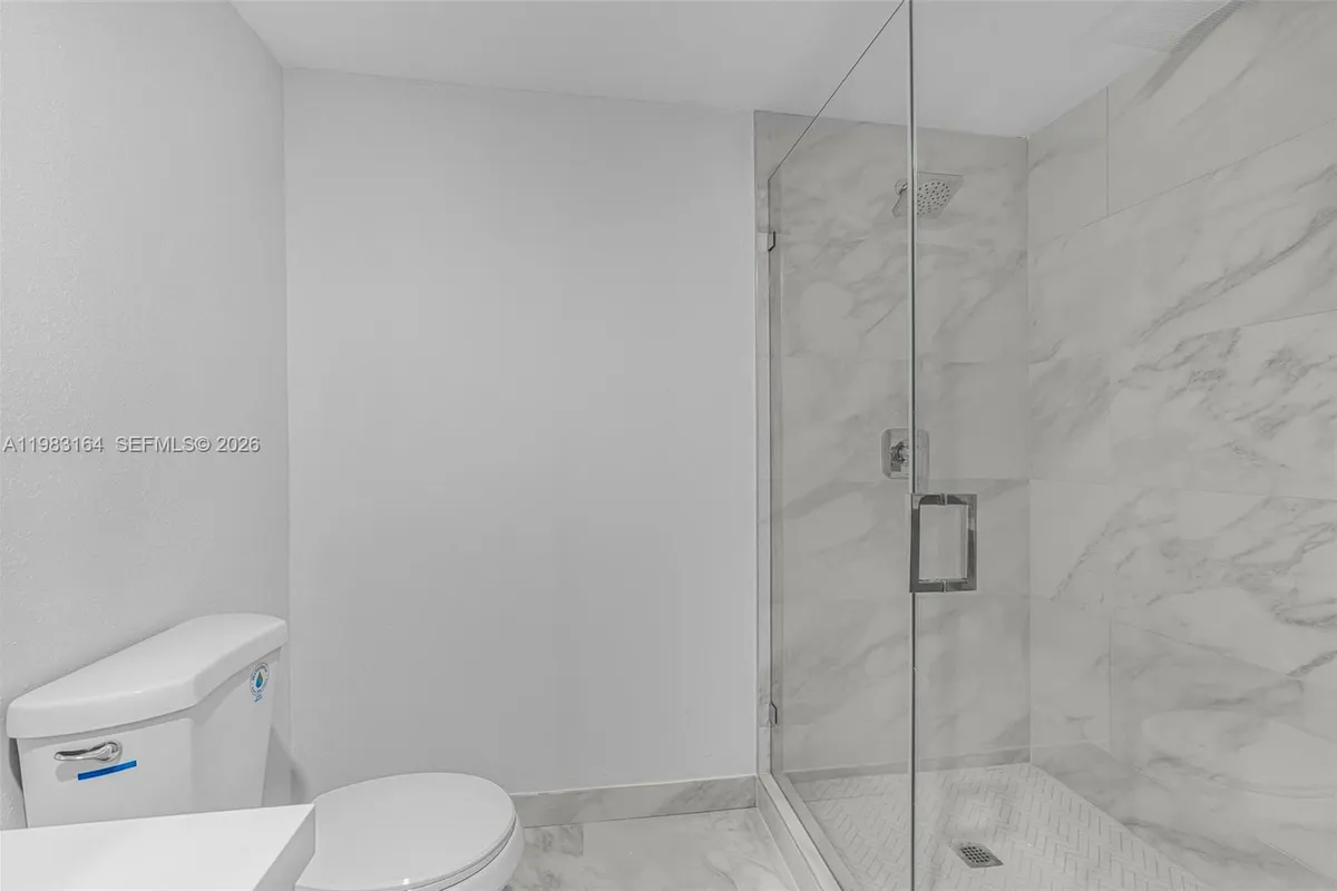 16955 SW 100th Ave, Miami FL 33157