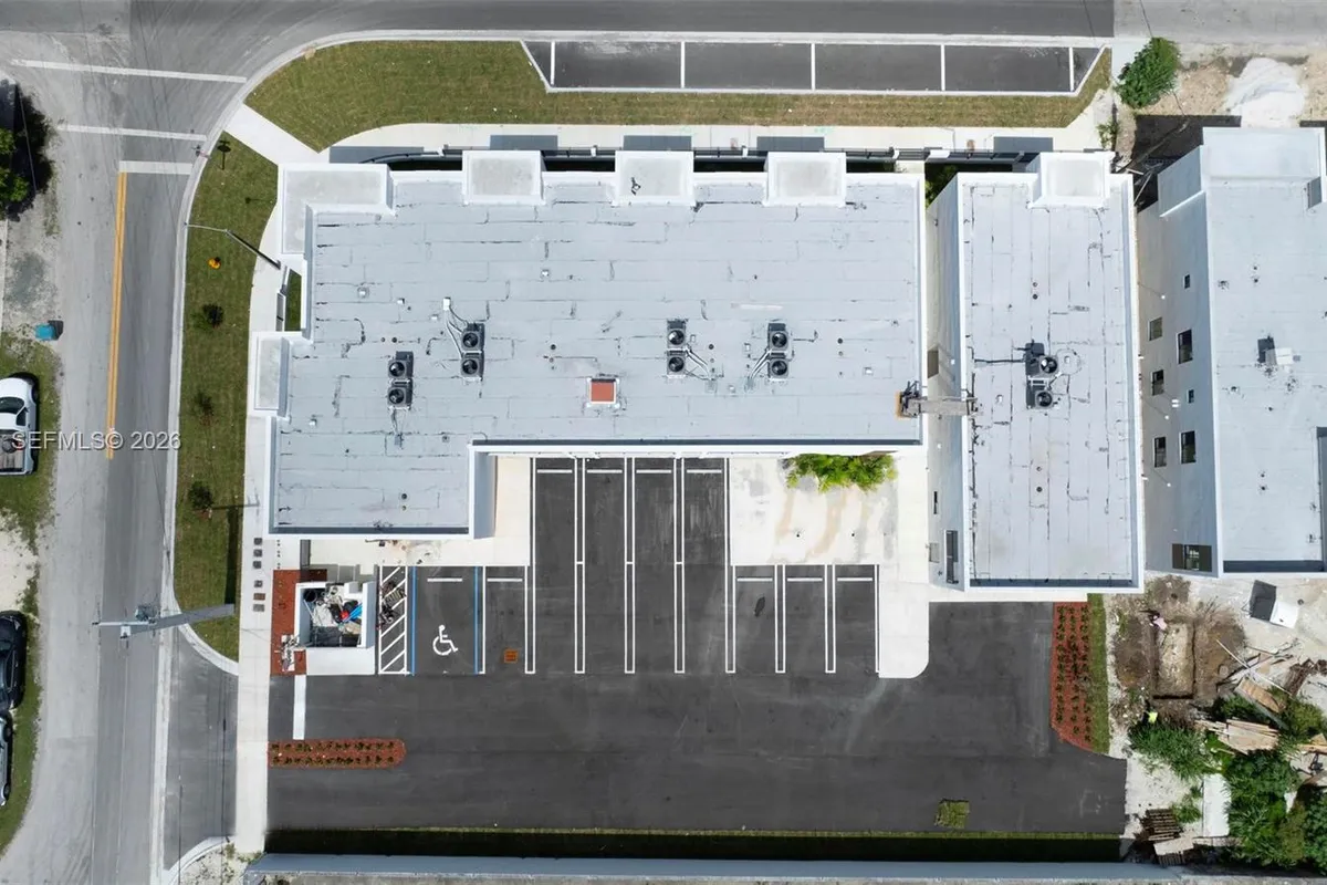 16955 SW 100th Ave, Miami FL 33157