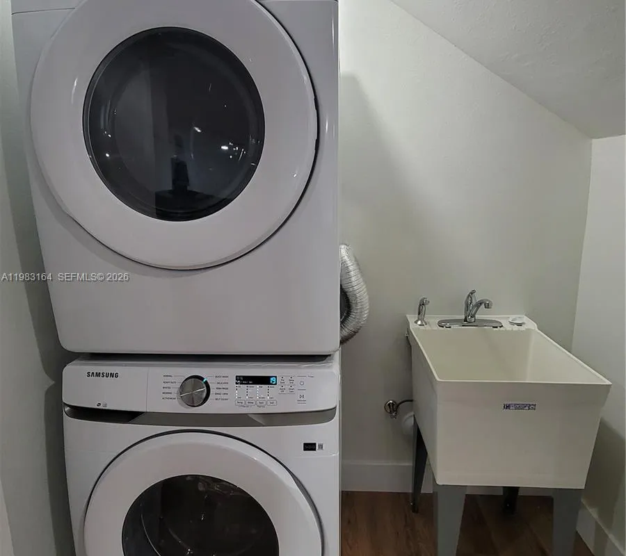 16955 SW 100th Ave, Miami FL 33157