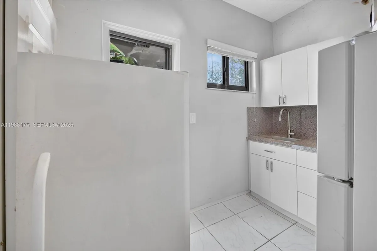 4159 SW 85th Ave, Miami FL 33155