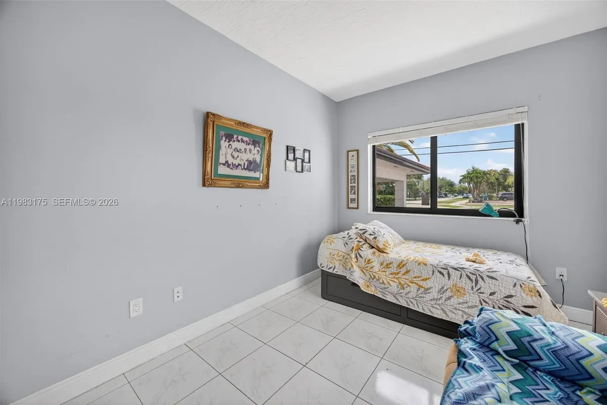 4159 SW 85th Ave, Miami FL 33155