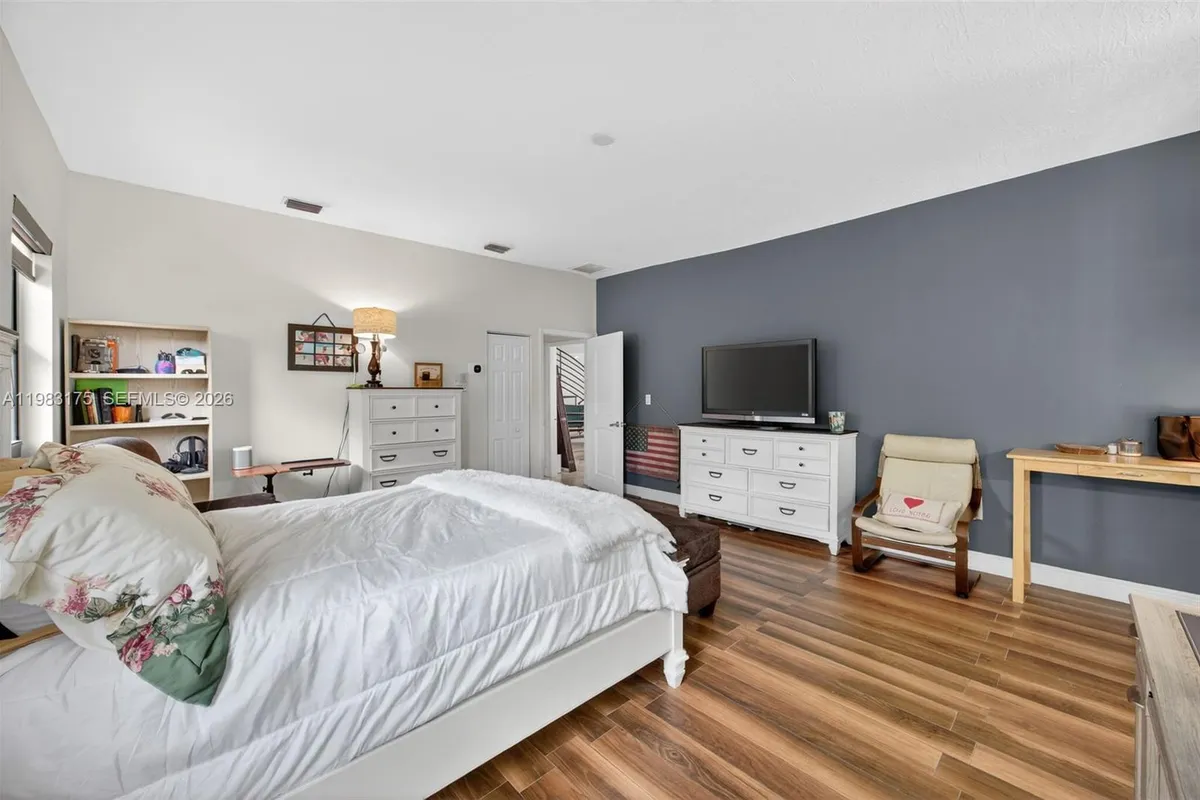 4159 SW 85th Ave, Miami FL 33155