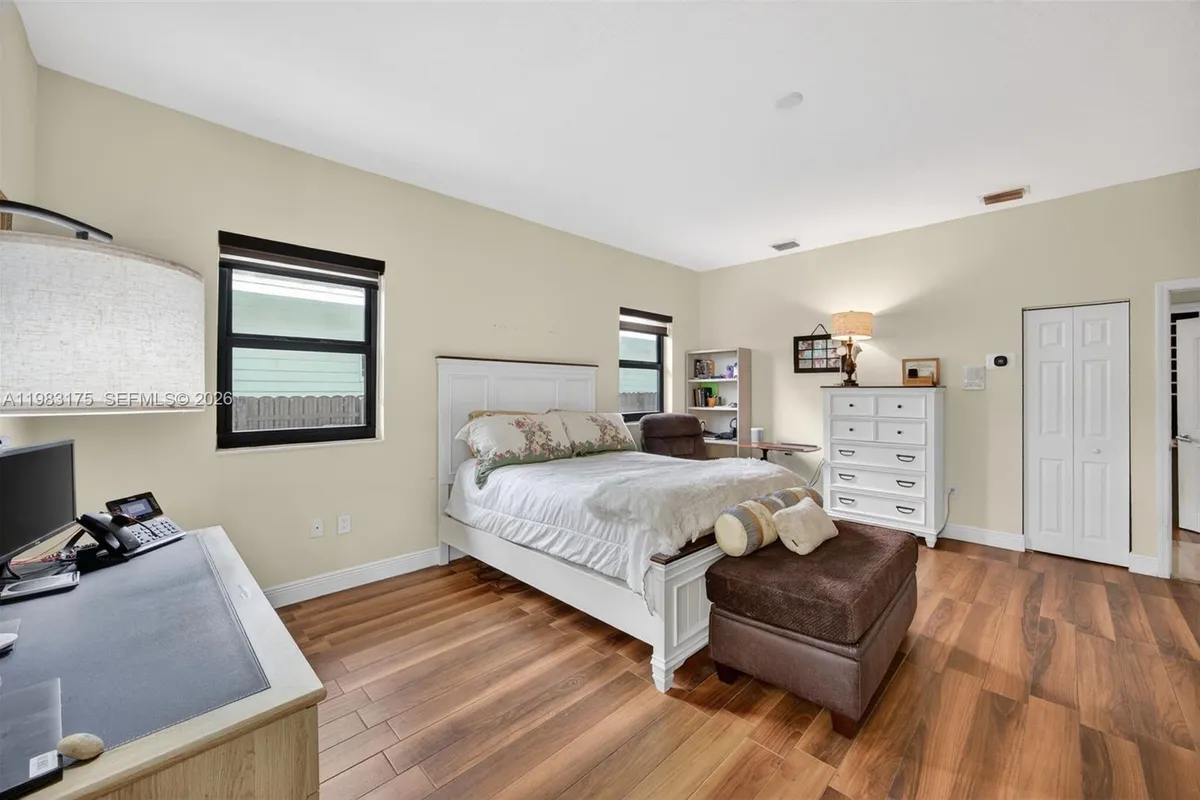 4159 SW 85th Ave, Miami FL 33155