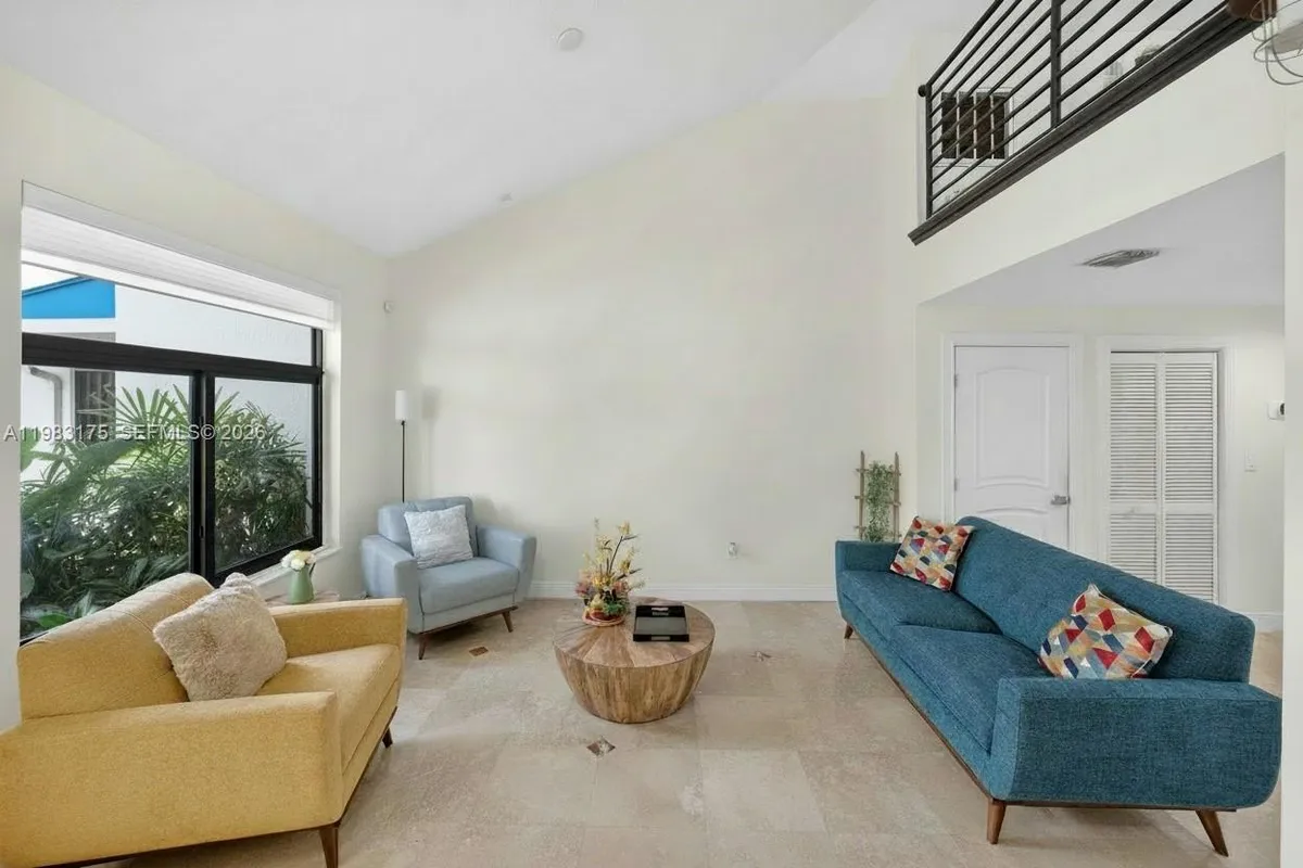 4159 SW 85th Ave, Miami FL 33155