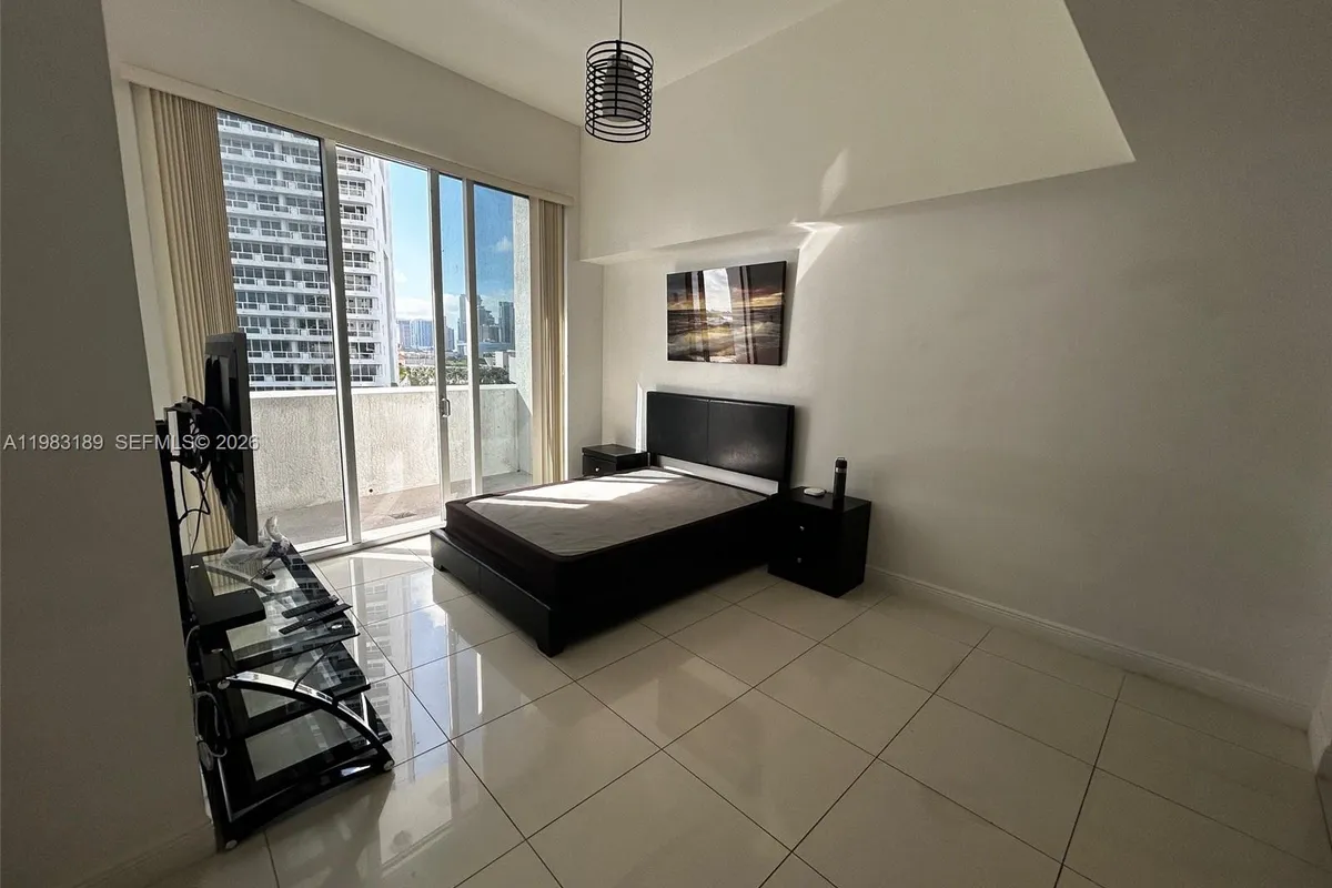 1750 N Bayshore Dr # 1104, Miami FL 33132