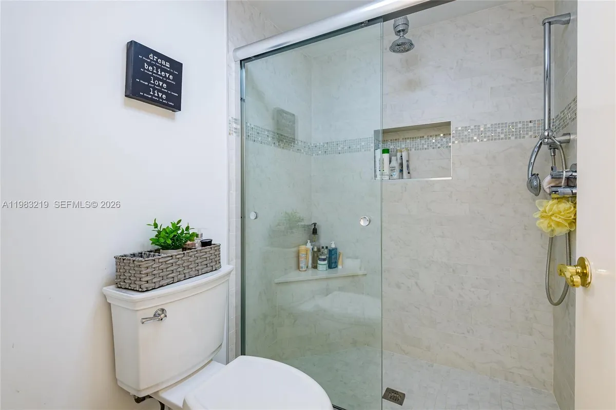 370 SE 2nd Ave # G3, Deerfield Beach FL 33441