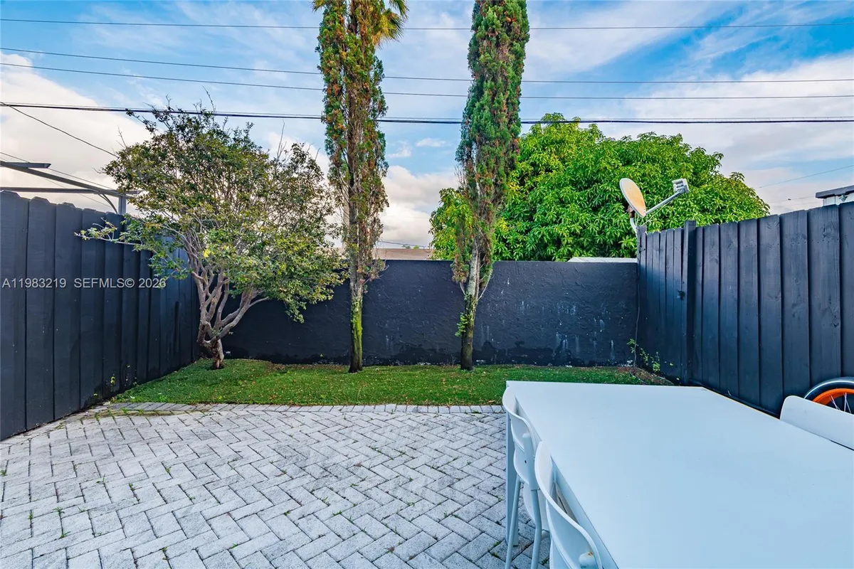 370 SE 2nd Ave # G3, Deerfield Beach FL 33441