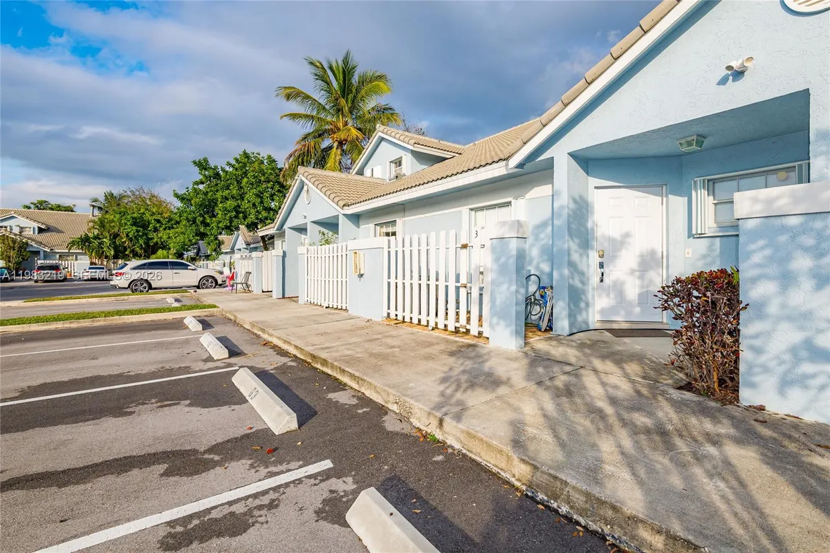 370 SE 2nd Ave # G3, Deerfield Beach FL 33441