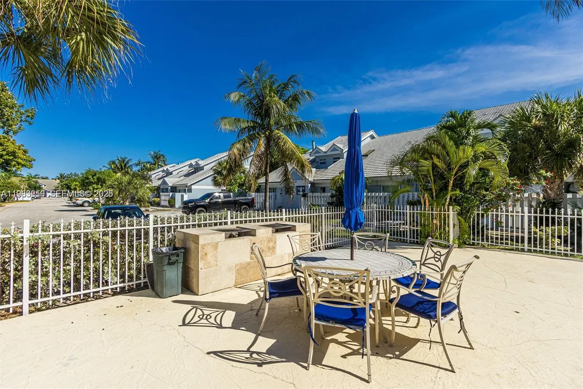 370 SE 2nd Ave # G3, Deerfield Beach FL 33441